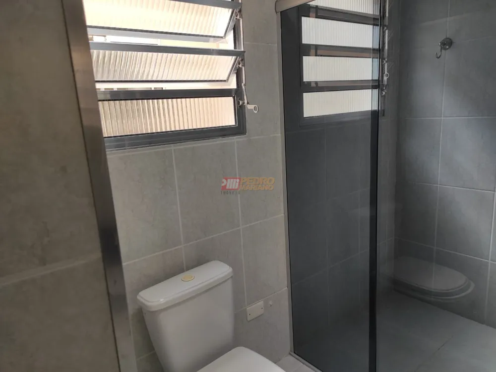 Casa, 3 quartos, 207 m² - Foto 2