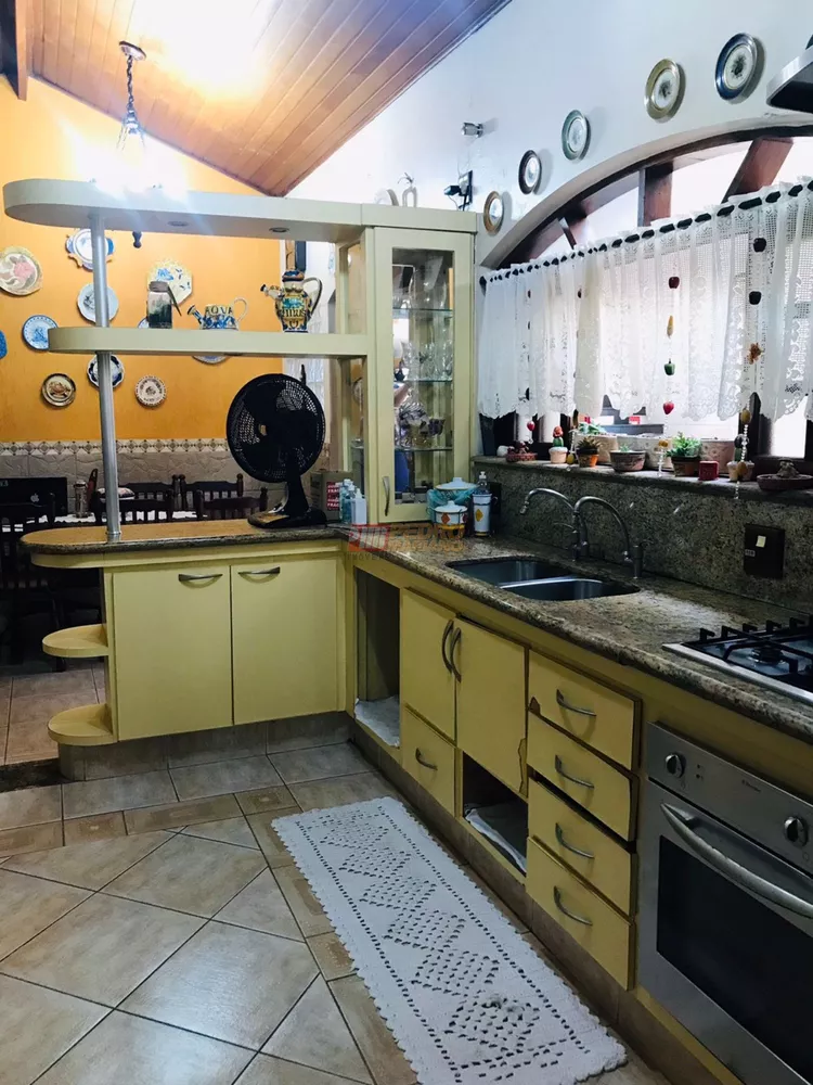 Casa, 3 quartos, 380 m² - Foto 27