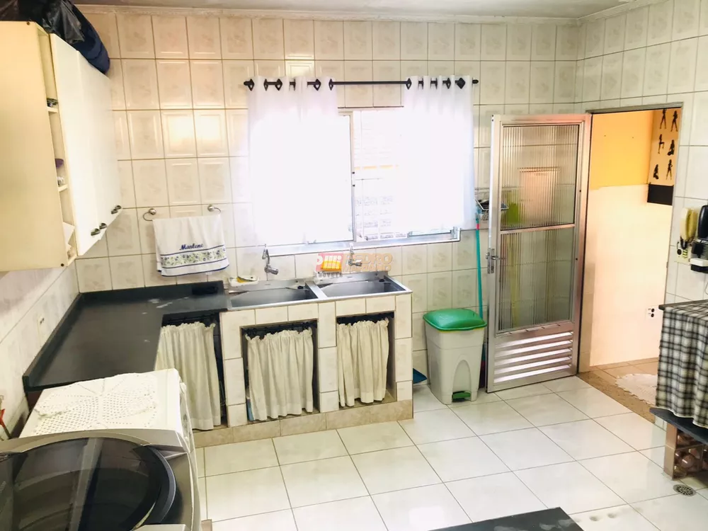 Casa, 3 quartos, 380 m² - Foto 32