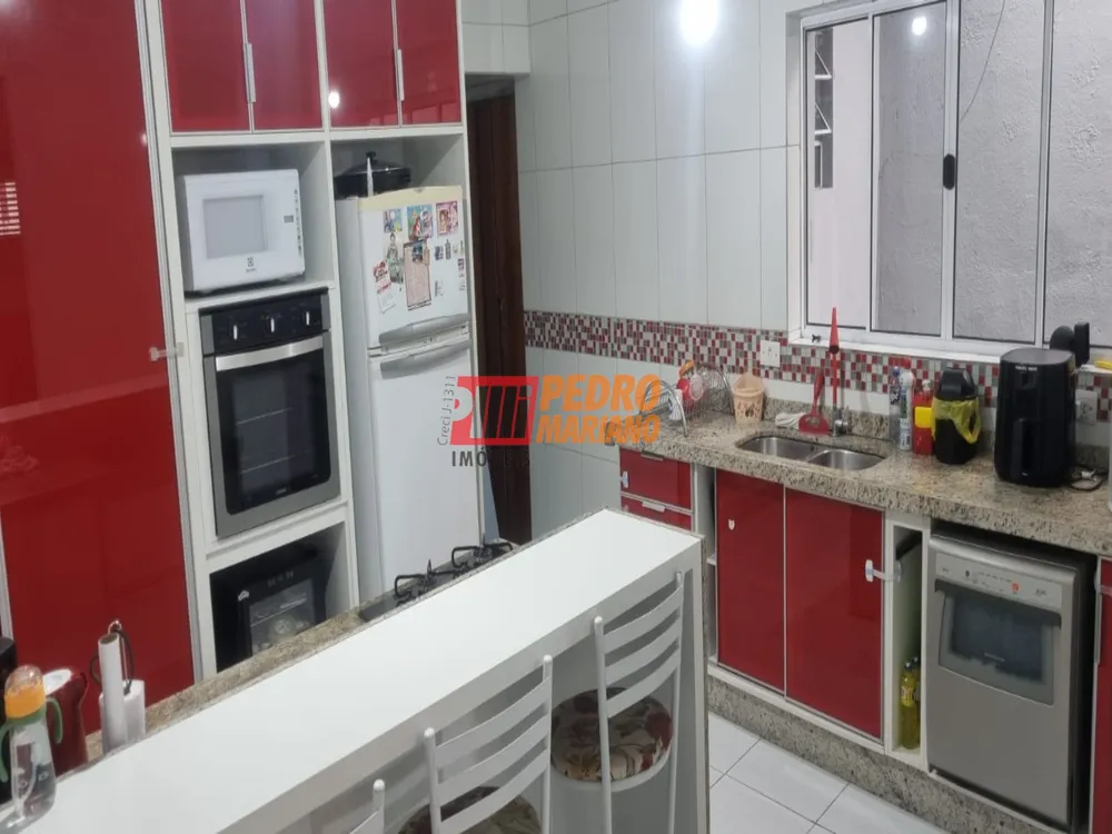 Casa, 3 quartos, 218 m² - Foto 5