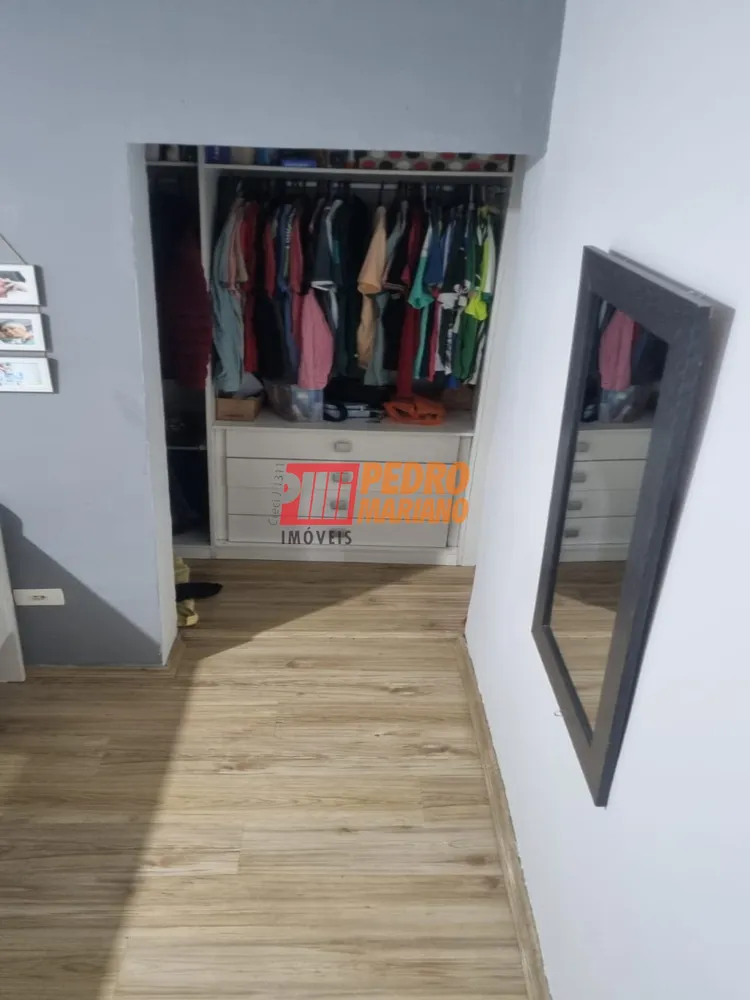Casa, 3 quartos, 218 m² - Foto 1