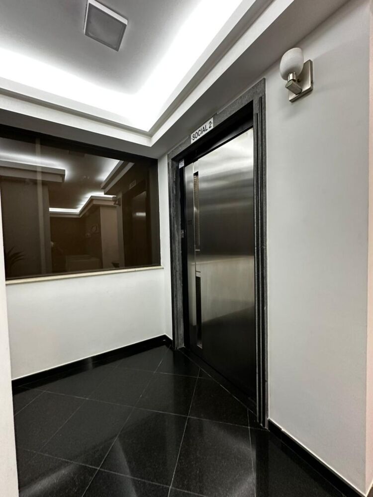 Apartamento à venda com 3 quartos, 200m² - Foto 15