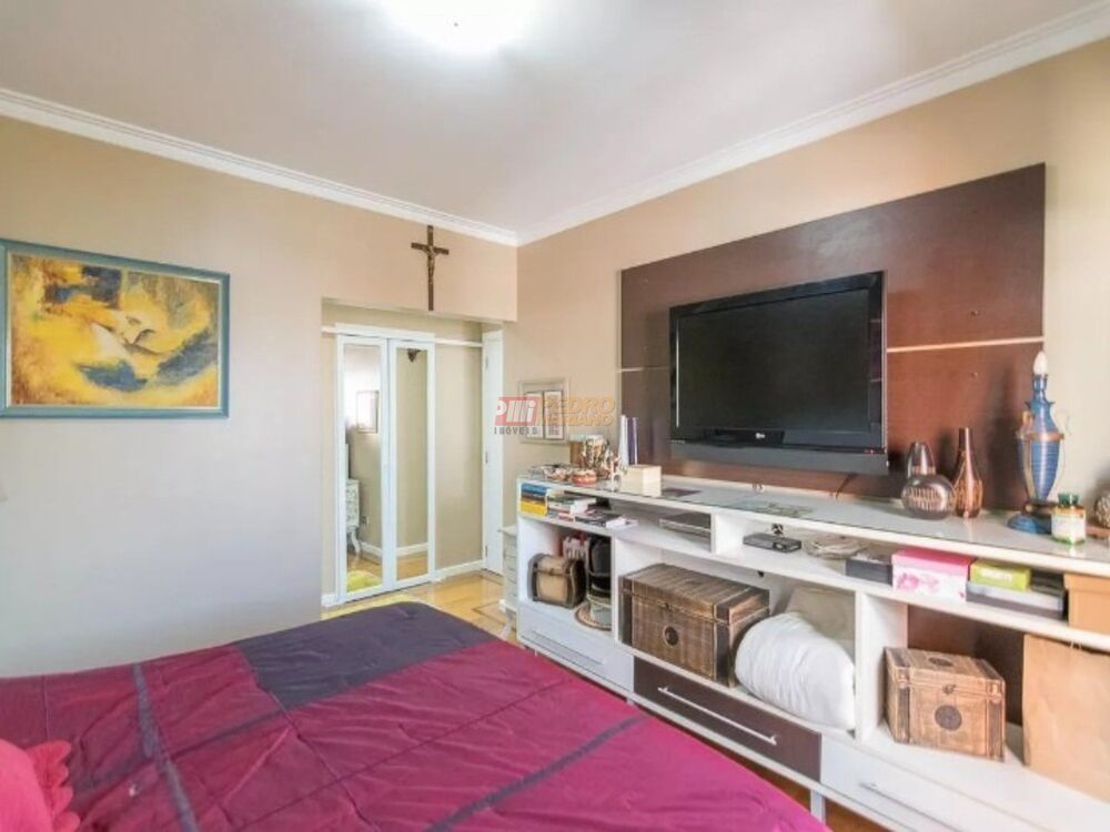 Apartamento à venda com 3 quartos, 200m² - Foto 5