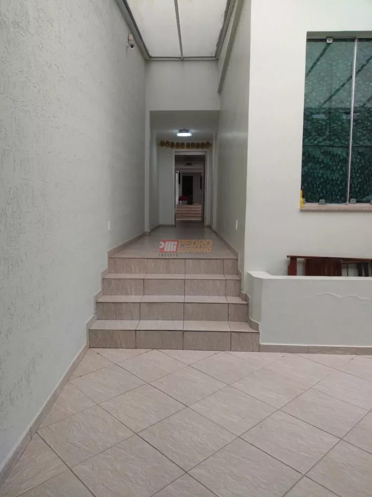Sobrado, 3 quartos, 318 m² - Foto 4