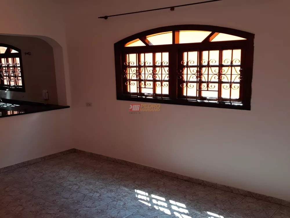 Sobrado, 3 quartos, 274 m² - Foto 1