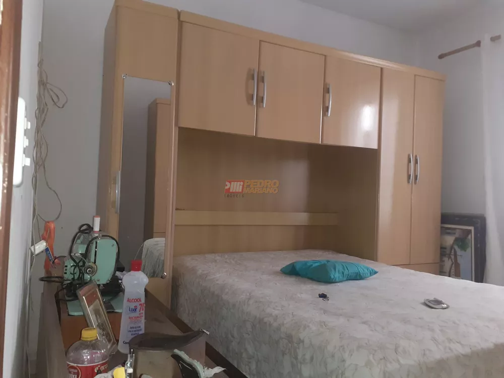 Casa, 4 quartos, 193 m² - Foto 1
