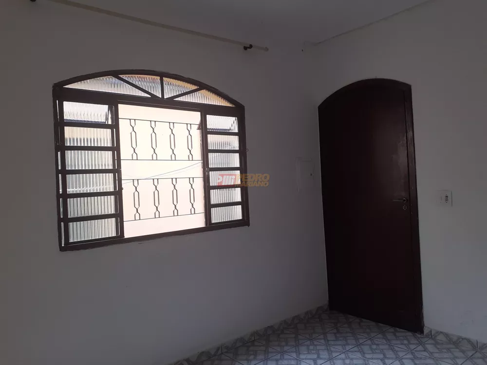 Casa, 4 quartos, 193 m² - Foto 2