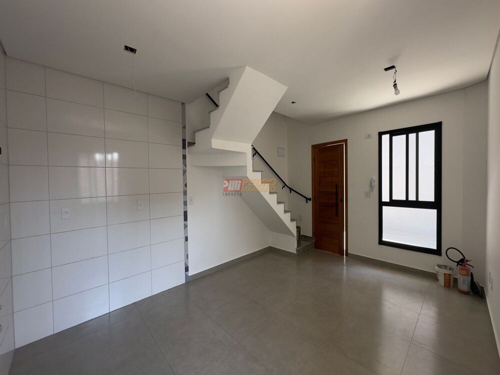 Sobrado à venda com 2 quartos, 102m² - Foto 1