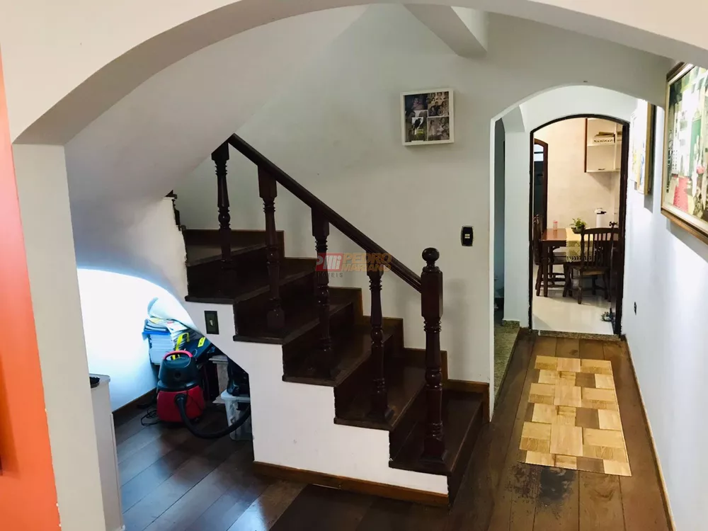 Sobrado, 4 quartos, 280 m² - Foto 2