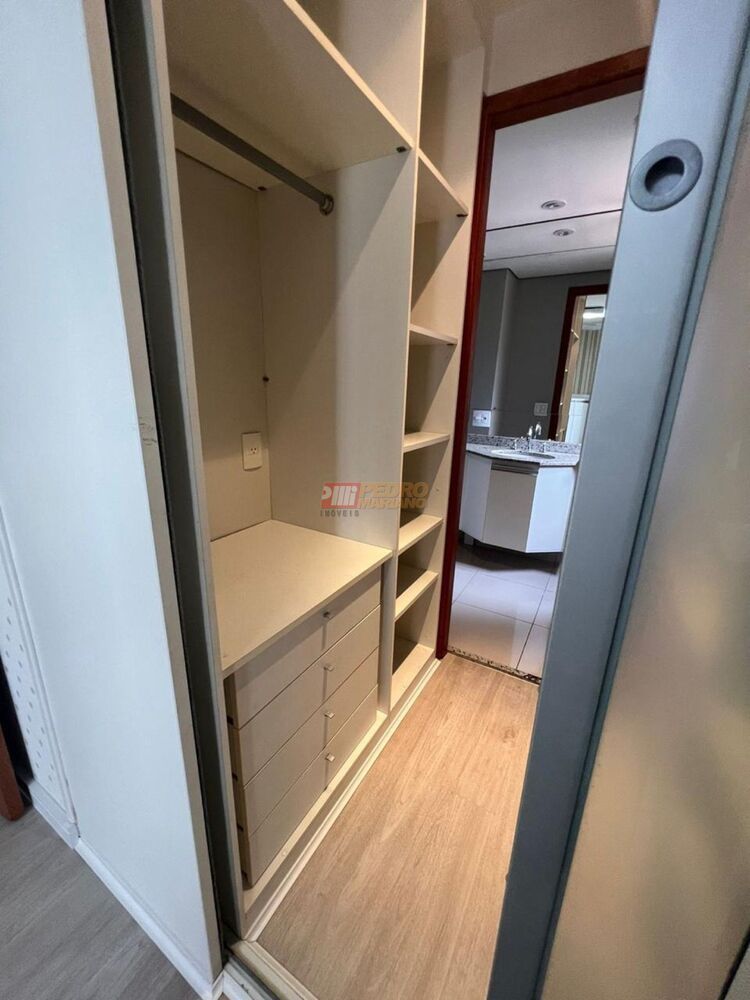 Apartamento à venda com 2 quartos, 170m² - Foto 12