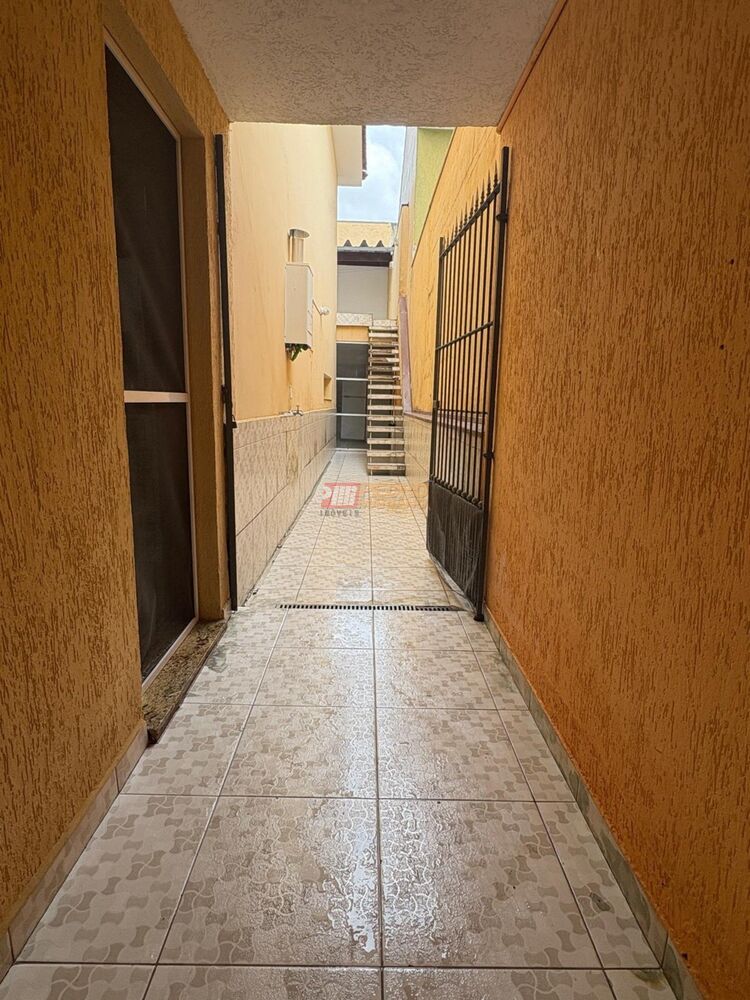Sobrado à venda com 2 quartos, 128m² - Foto 6