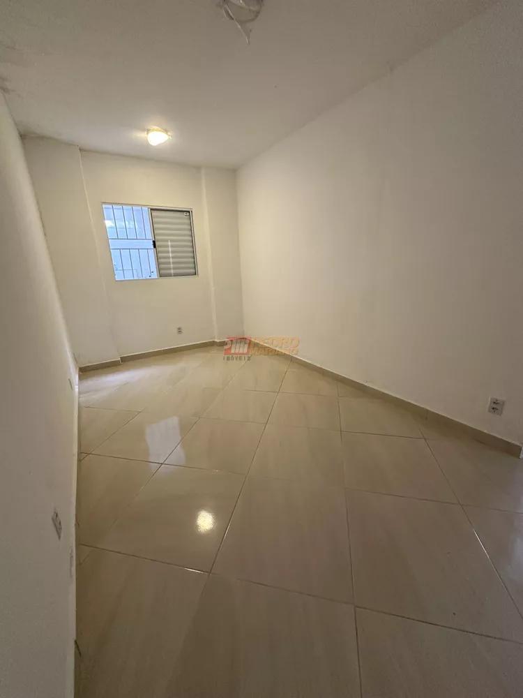 Casa, 3 quartos, 148 m² - Foto 2