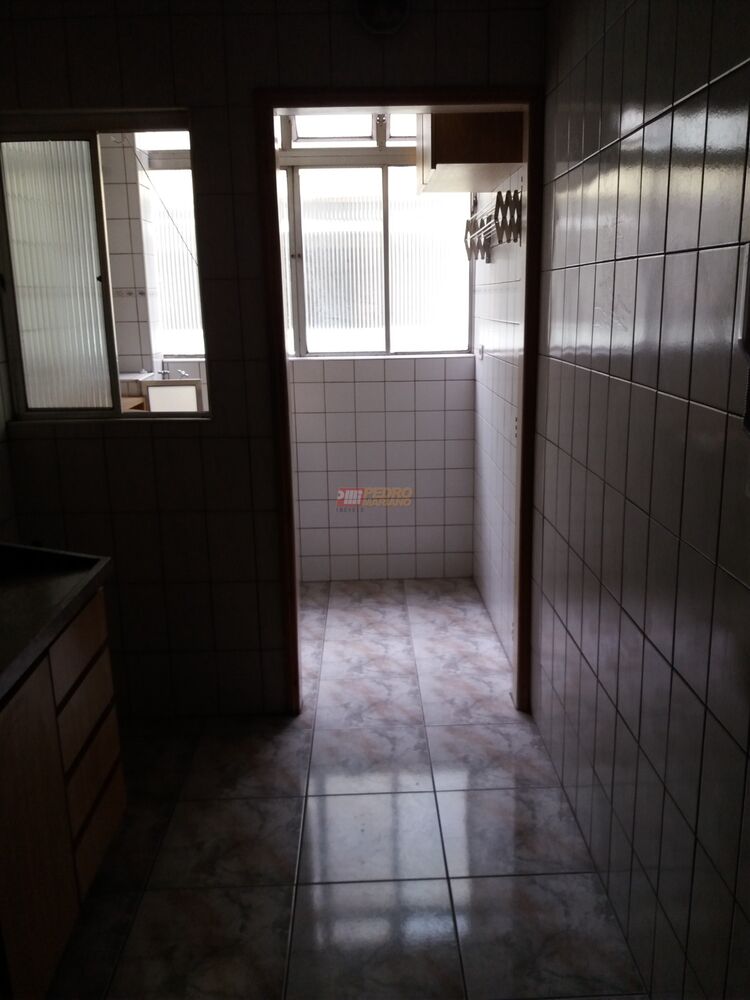 Apartamento à venda com 2 quartos, 60m² - Foto 6