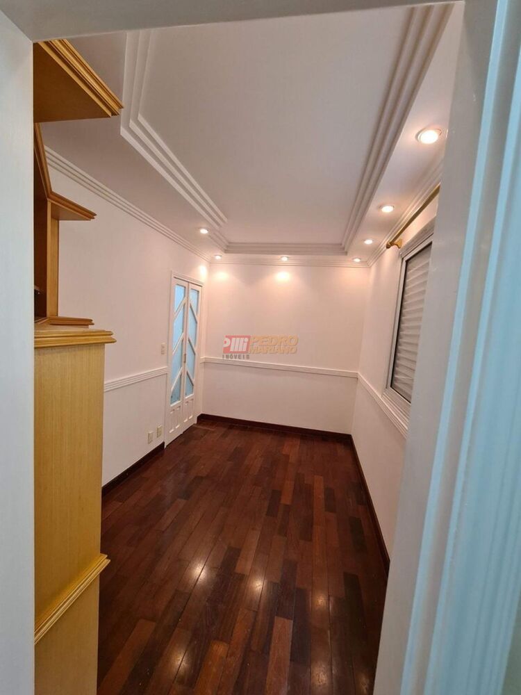 Sobrado à venda com 3 quartos, 246m² - Foto 2