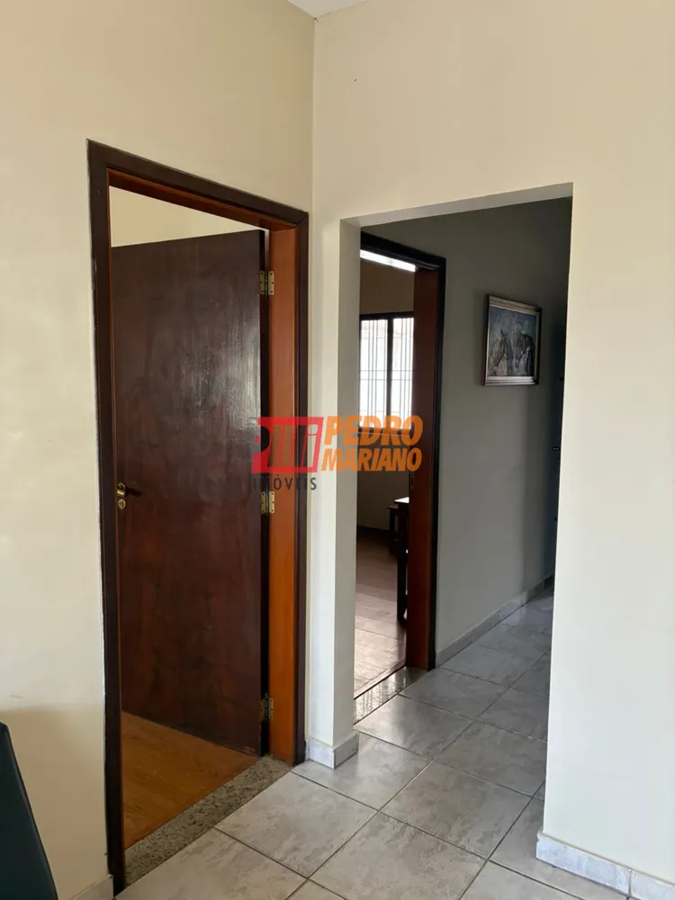 Prédio Inteiro, 131 m² - Foto 2