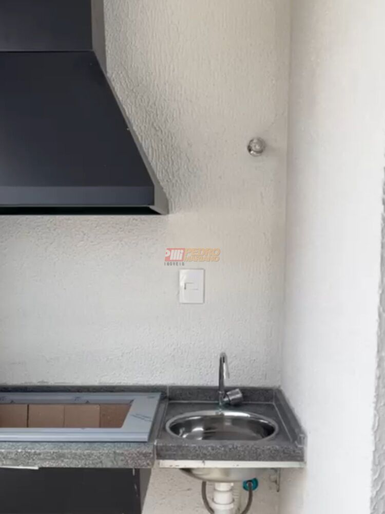 Apartamento para alugar com 2 quartos, 58m² - Foto 3