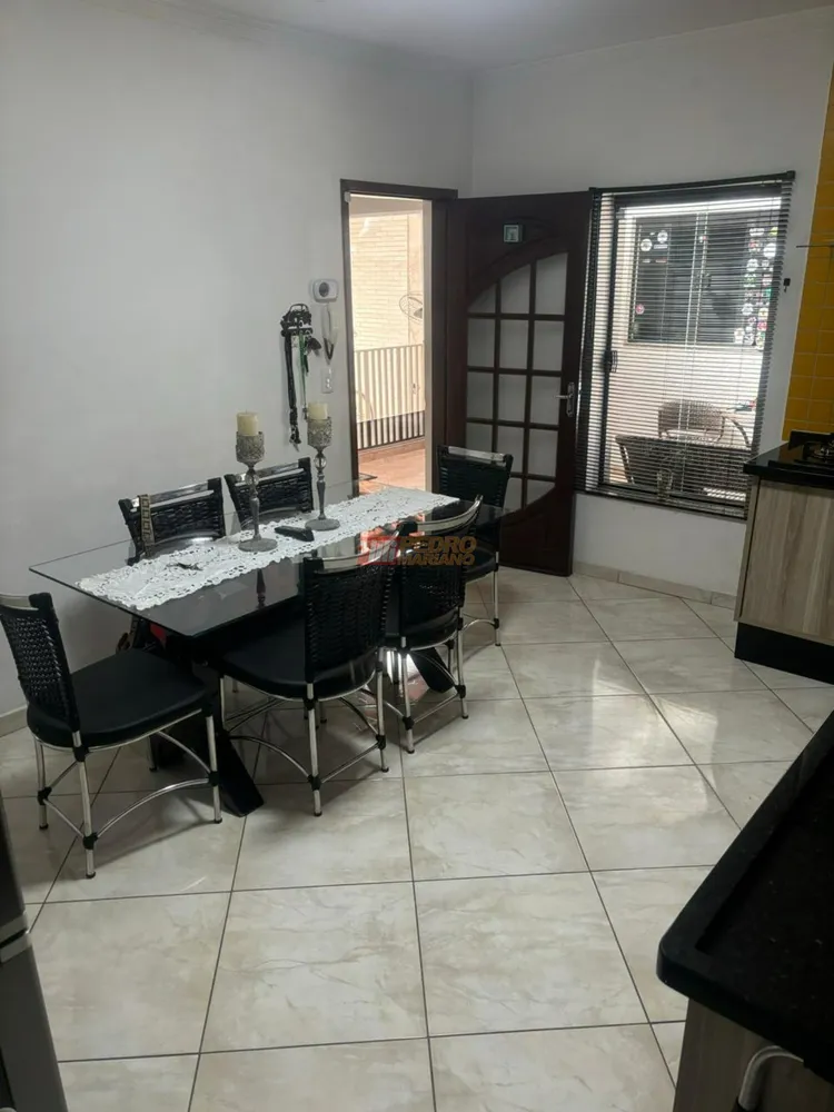 Casa, 3 quartos, 230 m² - Foto 6