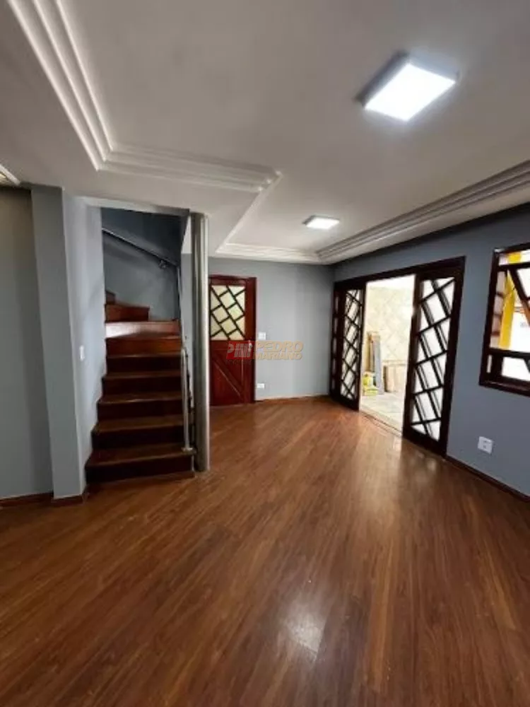 Sobrado, 7 quartos, 300 m² - Foto 2