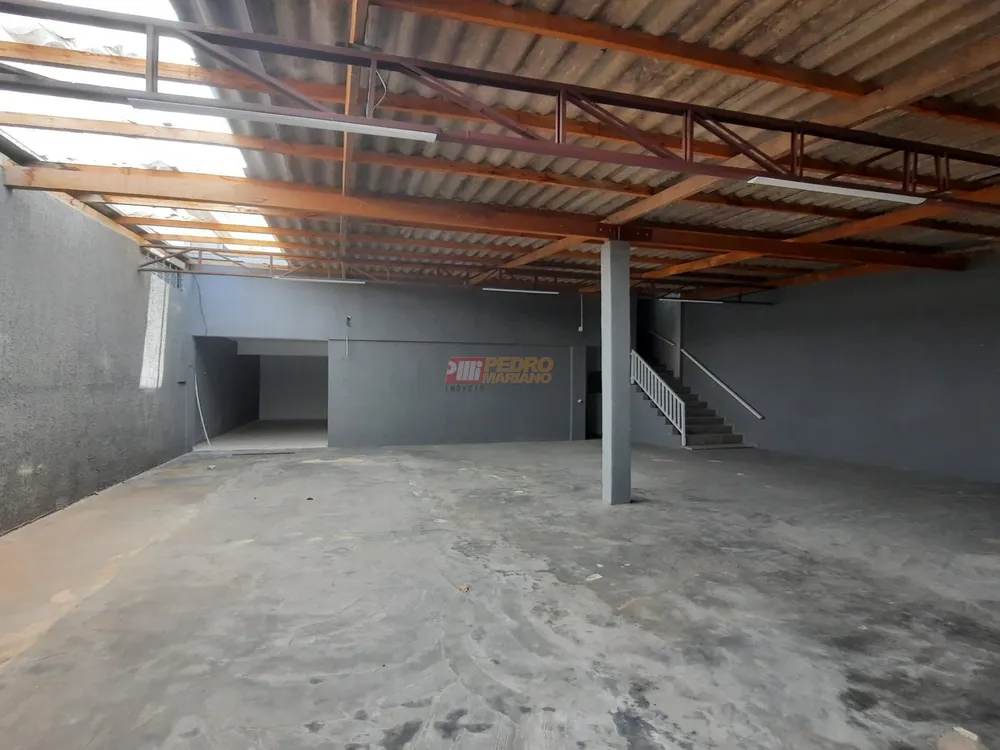 Casa, 2 quartos, 353 m² - Foto 9