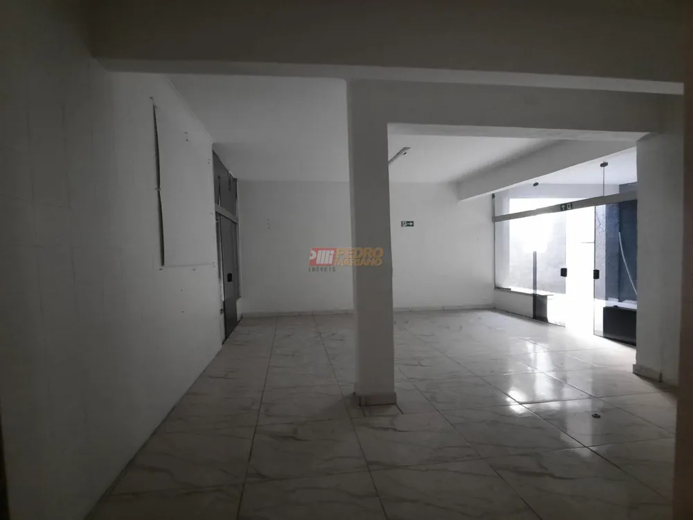 Casa, 2 quartos, 353 m² - Foto 4