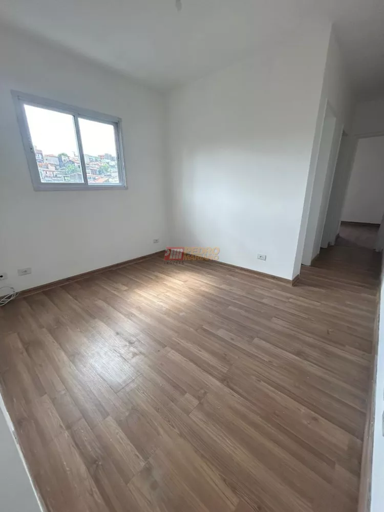 Apartamento à venda com 2 quartos, 56m² - Foto 3