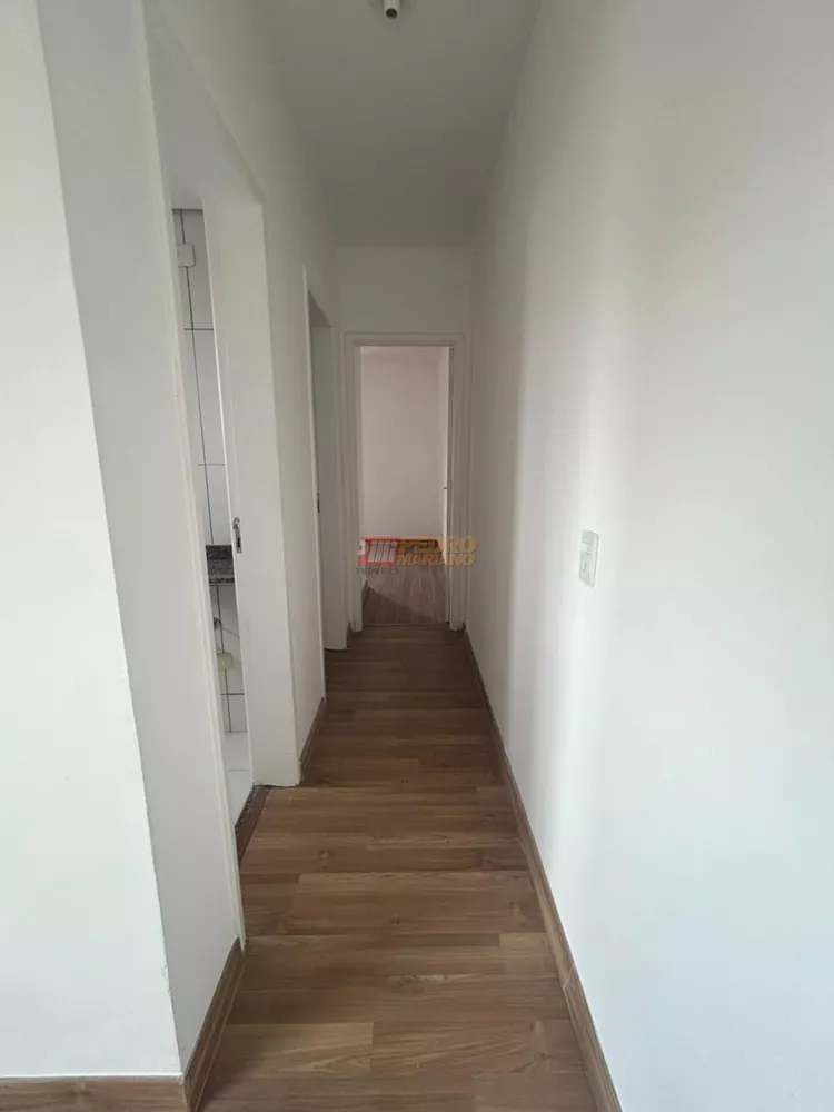 Apartamento à venda com 2 quartos, 56m² - Foto 4