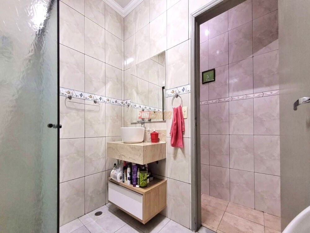 Casa à venda com 2 quartos, 140m² - Foto 12