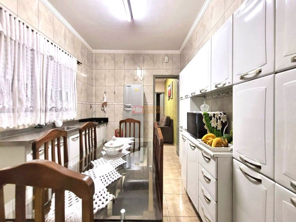 Casa à venda com 2 quartos, 140m² - Foto 5