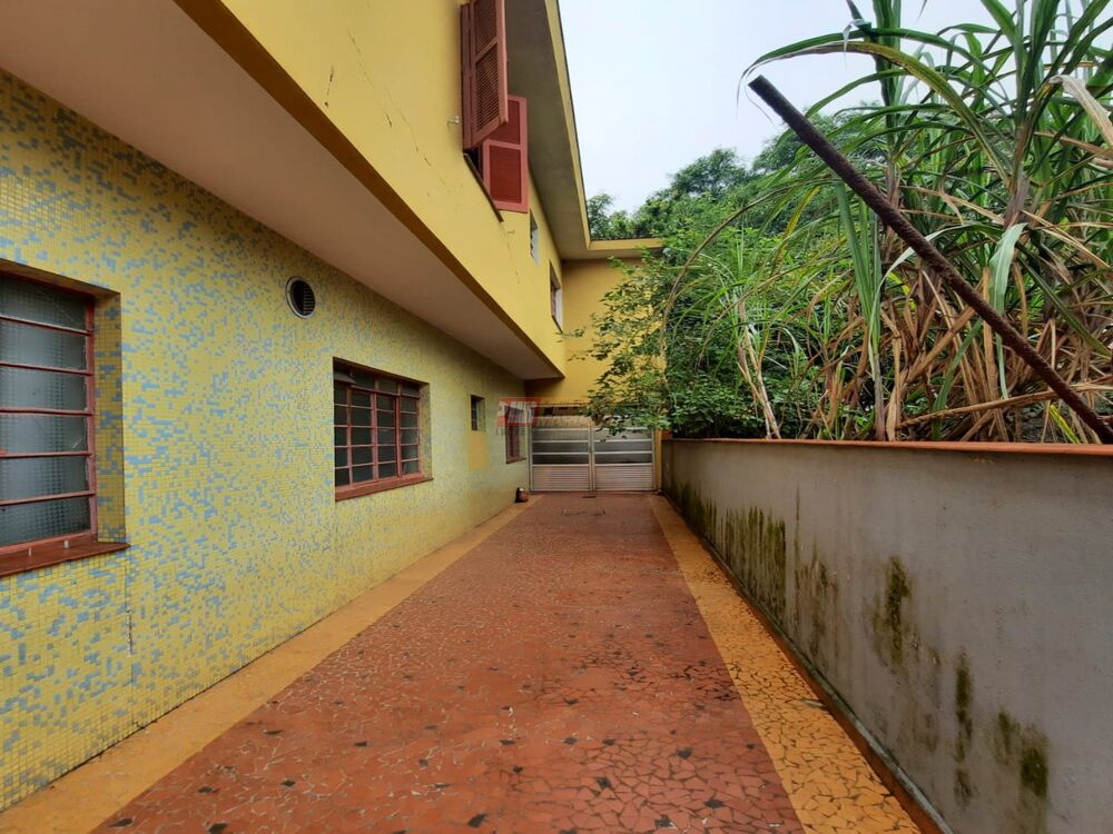 Sobrado, 4 quartos, 253 m² - Foto 9