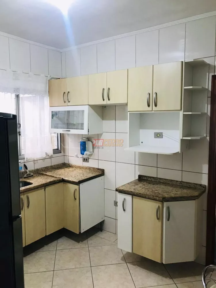 Casa à venda com 2 quartos, 121m² - Foto 12