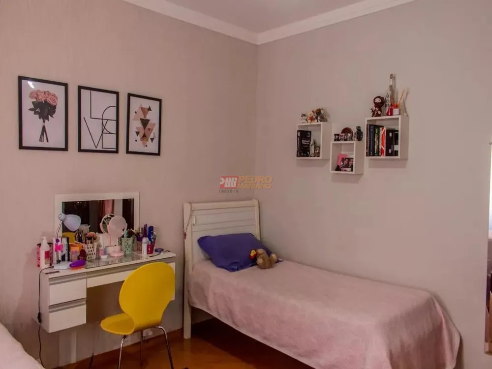 Casa, 3 quartos, 315 m² - Foto 2