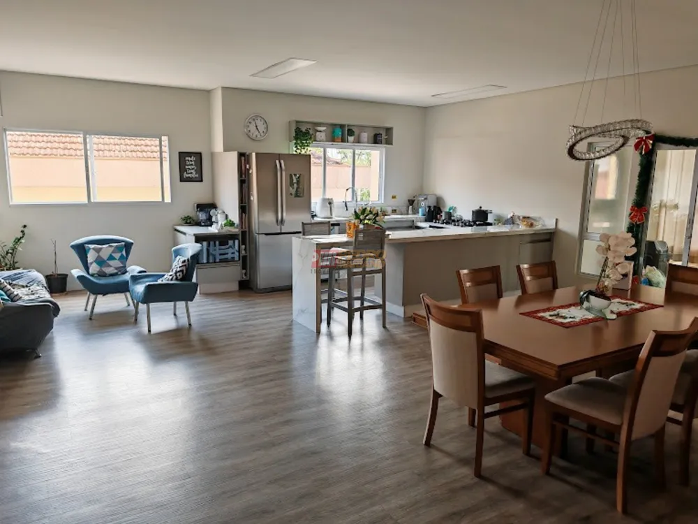 Sobrado, 6 quartos, 381 m² - Foto 2