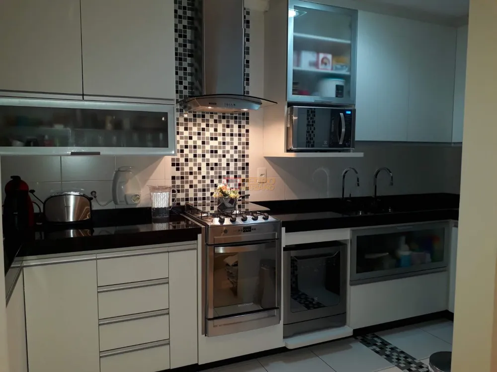 Cobertura, 3 quartos, 156 m² - Foto 10