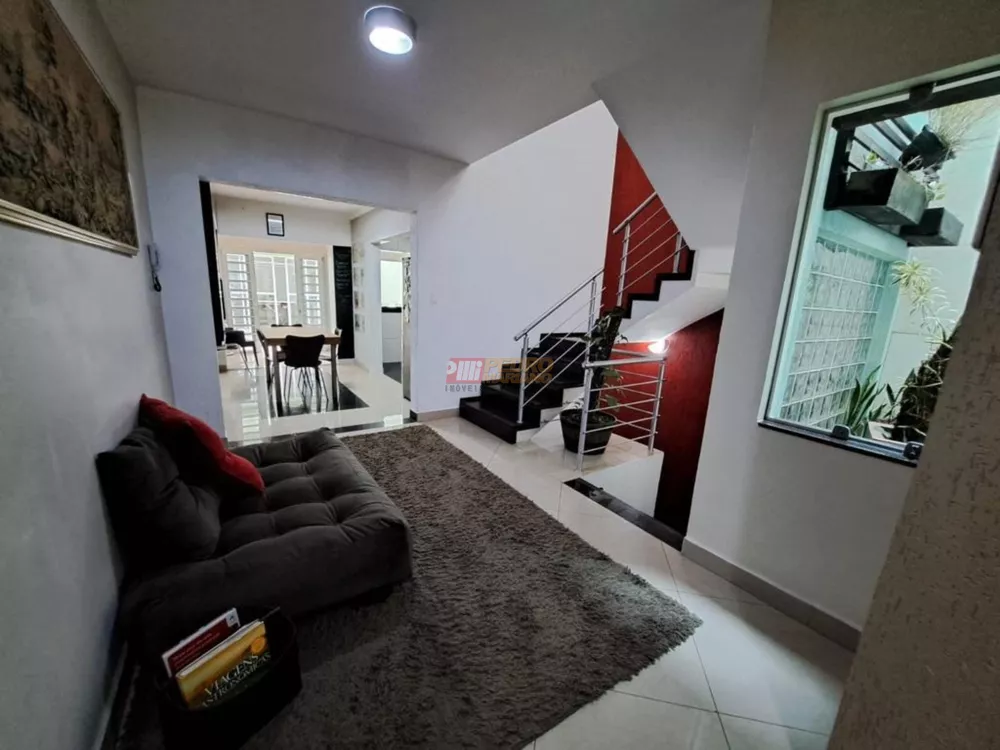 Sobrado, 4 quartos, 210 m² - Foto 6