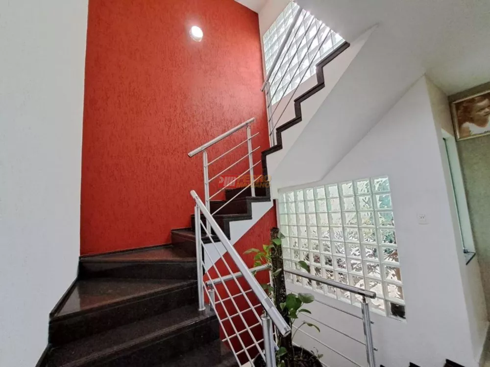 Sobrado, 4 quartos, 210 m² - Foto 9