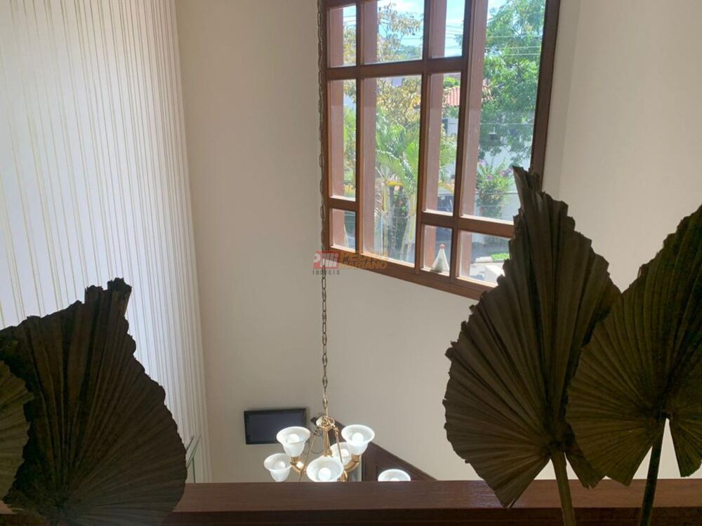 Sobrado, 4 quartos, 355 m² - Foto 2