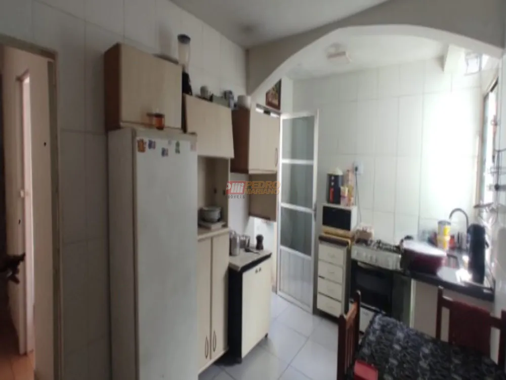Casa, 3 quartos, 181 m² - Foto 2