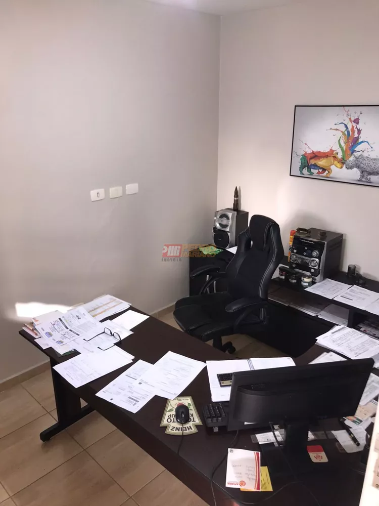 Casa, 4 quartos, 300 m² - Foto 23