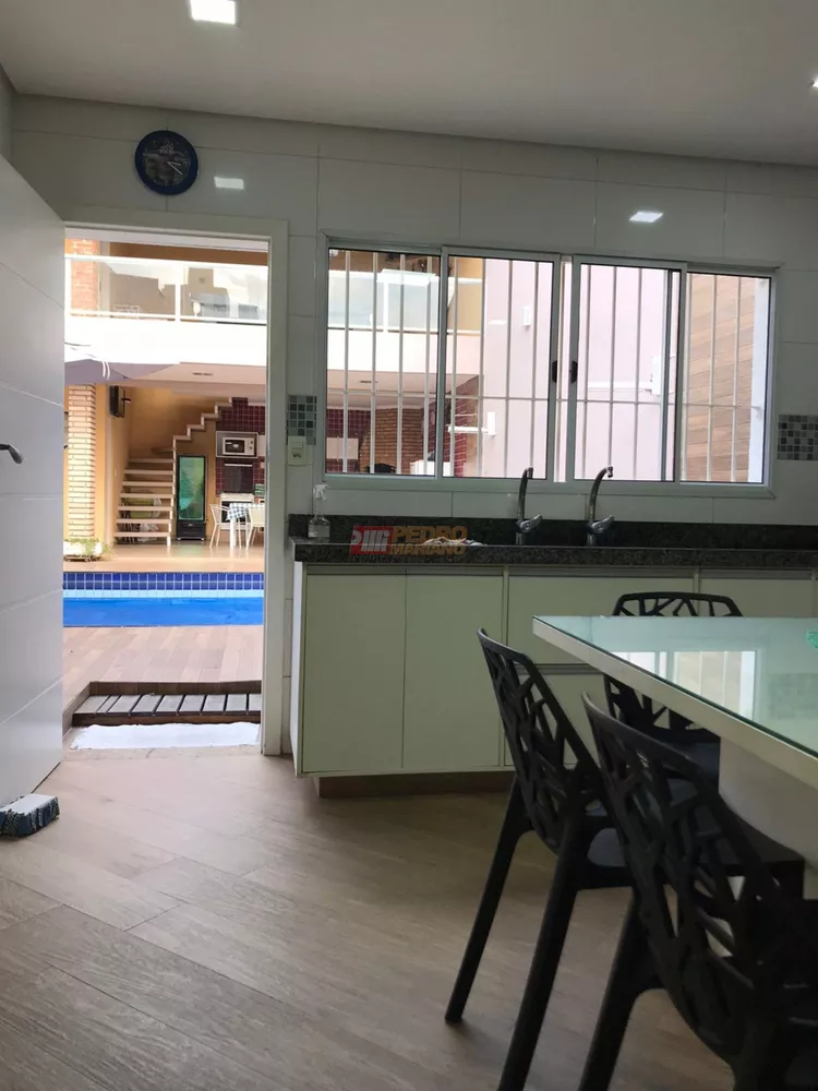 Casa, 4 quartos, 300 m² - Foto 5
