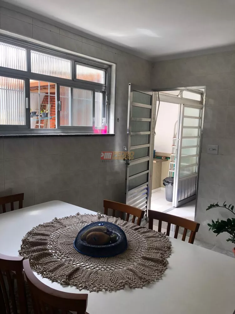 Sobrado, 3 quartos, 223 m² - Foto 1