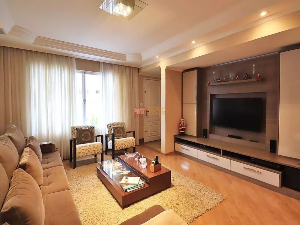 Sobrado à venda e aluguel com 3 quartos, 266m² - Foto 1
