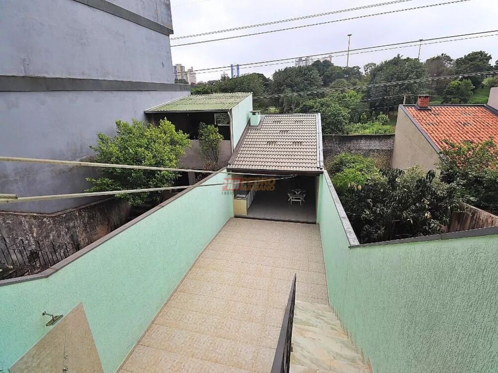 Sobrado à venda e aluguel com 3 quartos, 266m² - Foto 8