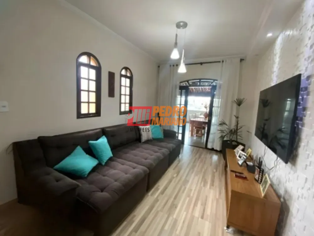 Sobrado, 3 quartos, 200 m² - Foto 1