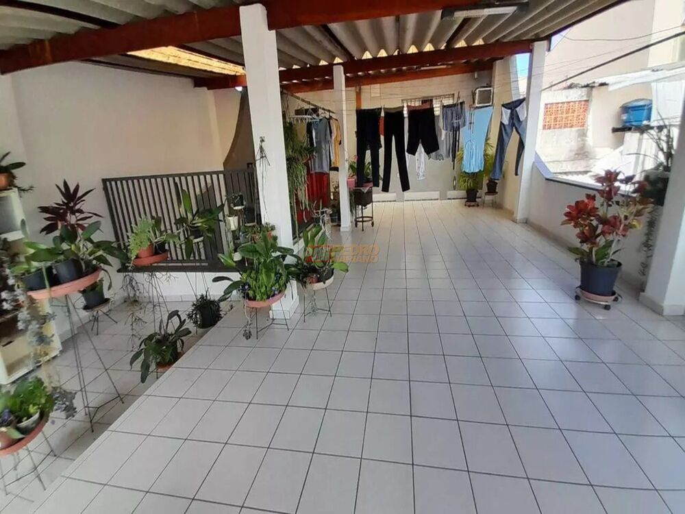 Casa, 3 quartos, 178 m² - Foto 4
