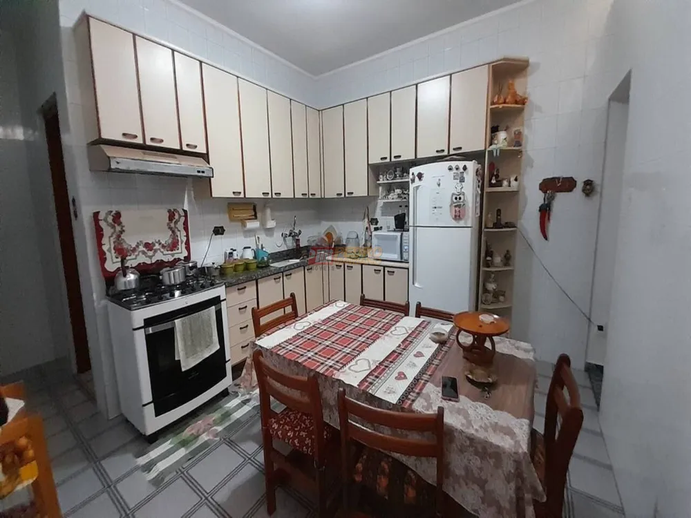 Casa, 4 quartos, 178 m² - Foto 6