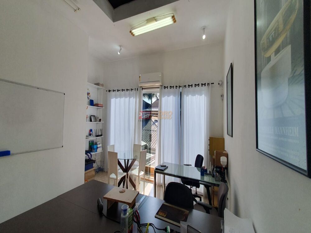 Sobrado à venda com 4 quartos, 432m² - Foto 4
