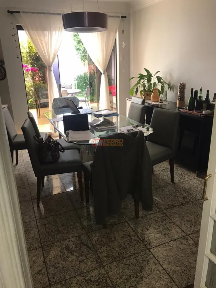 Sobrado, 3 quartos, 218 m² - Foto 2