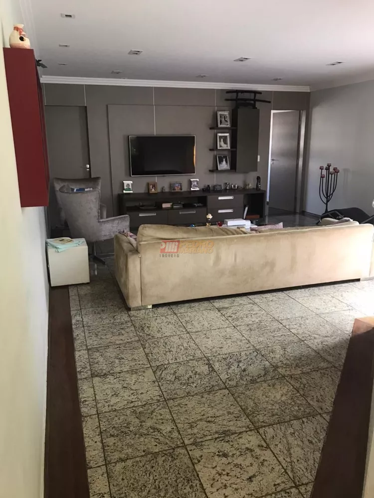 Sobrado, 3 quartos, 218 m² - Foto 6