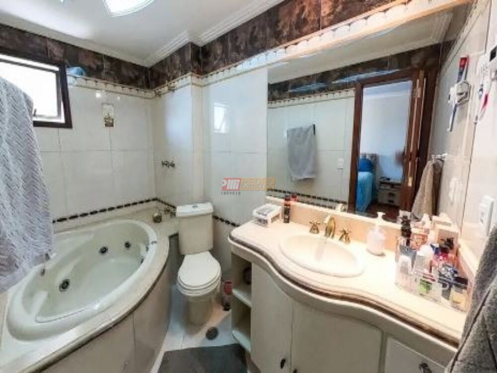 Apartamento, 3 quartos, 143 m² - Foto 1