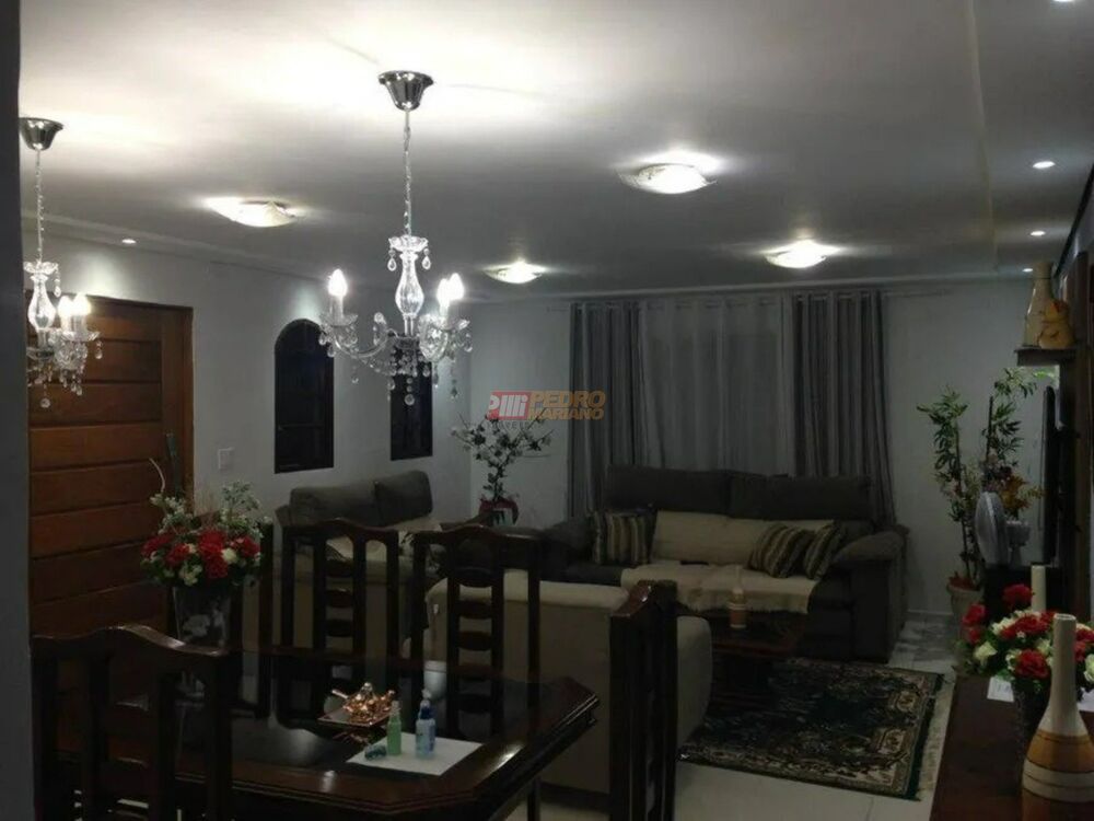 Sobrado, 3 quartos, 220 m² - Foto 2